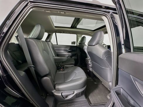 New 2026 Toyota Grand Highlander AWD image 29