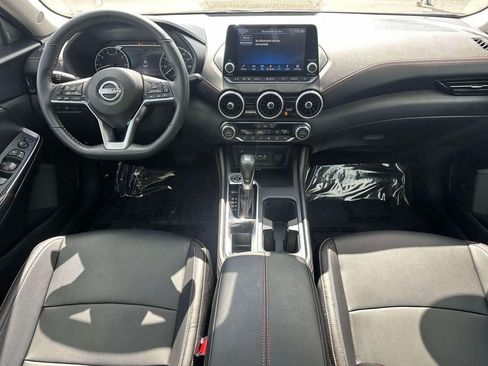 Used 2024 Nissan Sentra SR w/ SR Premium Package FWD image 13