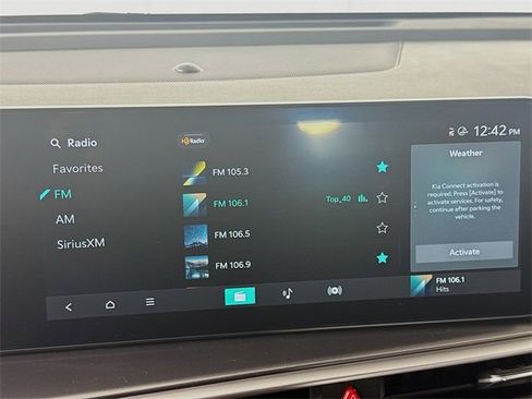 Certified 2024 Kia Sorento S image 15