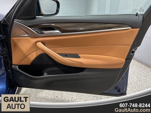 Used 2021 BMW 540i xDrive w/ Convenience Package image 19