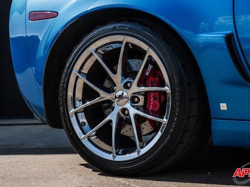 Used 2009 Chevrolet Corvette Z06 w/ Preferred Equipment Group RWD image 45