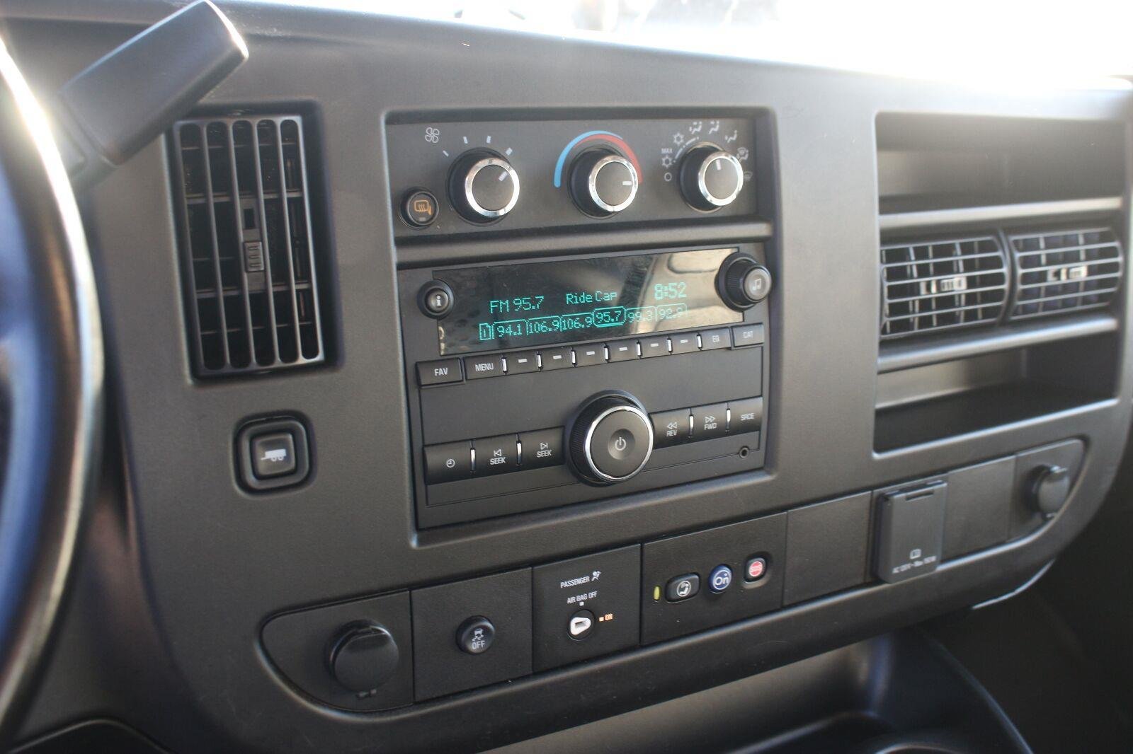 Used 2021 Chevrolet Express 2500 Extended w/ Driver Convenience Package RWD image 21