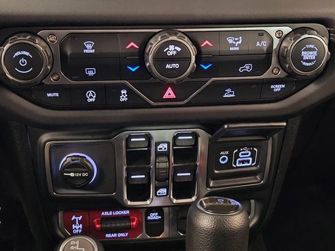 New 2026 Jeep Gladiator Mojave AWD/4WD image 28