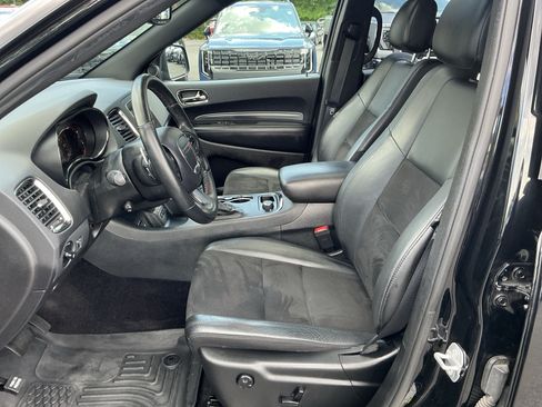 Used 2019 Dodge Durango R/T w/ Technology Group AWD/4WD image 15