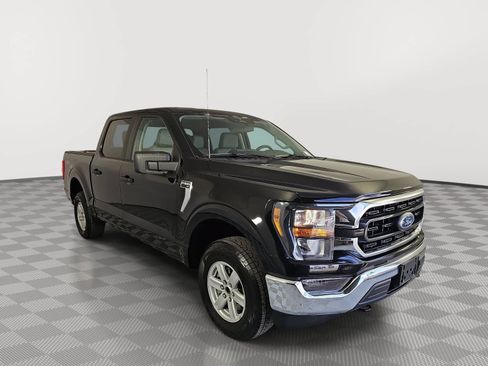 Used 2023 Ford F150 XLT w/ Trailer Tow Package AWD/4WD image 2