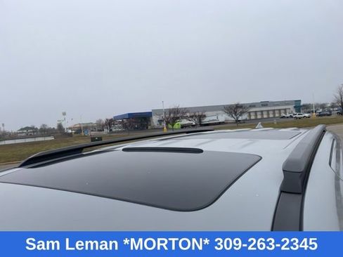 Used 2025 Kia Carnival SX Prestige image 7