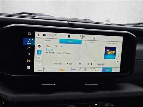 Used 2025 Jeep Wrangler Sport image 11