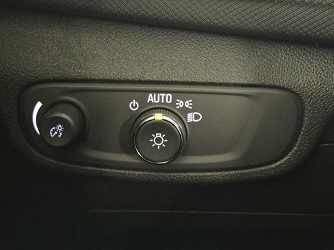 New 2026 Chevrolet TrailBlazer RS w/ Convenience Package FWD image 22