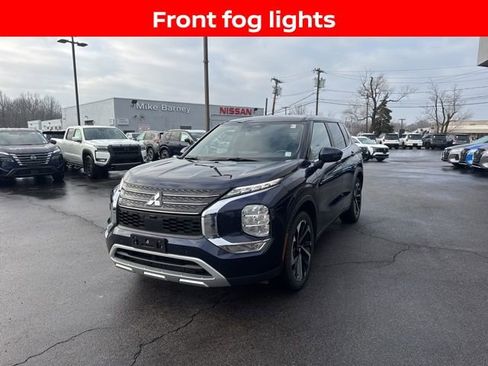 Used 2024 Mitsubishi Outlander AWD image 5