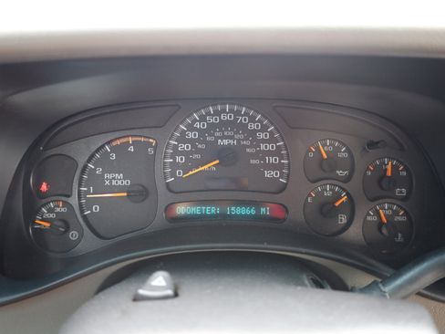 Used 2005 Chevrolet Silverado 3500 LT w/ Heavy-Duty Power Package image 9