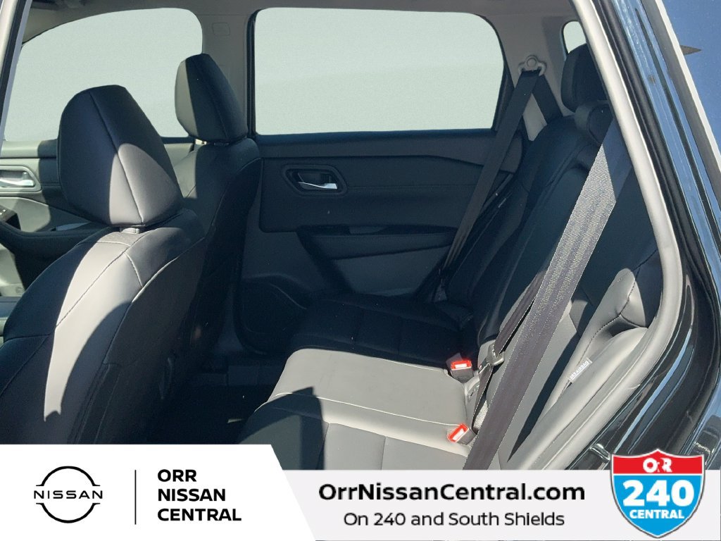 New 2026 Nissan Rogue Dark Armor AWD/4WD image 13