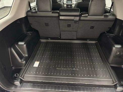 Used 2019 Toyota 4Runner SR5 Premium AWD/4WD image 9