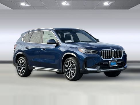 Used 2025 BMW X1 xDrive28i w/ Convenience Package image 7