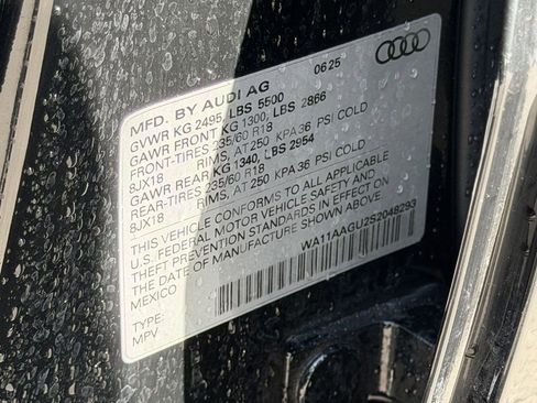 Used 2025 Audi Q5 Premium w/ Convenience Package AWD/4WD image 25