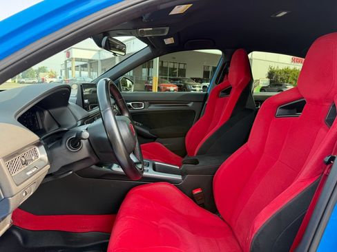 Used 2023 Honda Civic Type R image 16