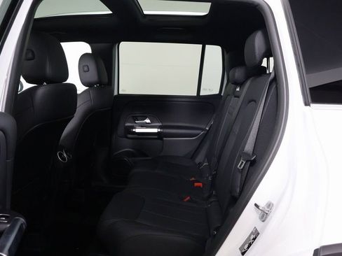 New 2026 Mercedes-Benz GLB 250 image 6