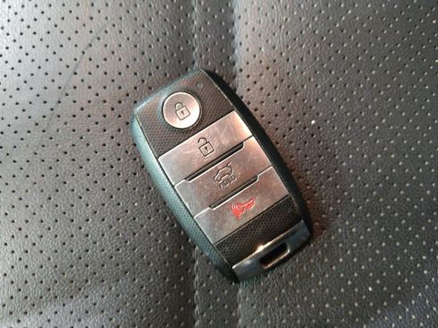 Used 2017 Kia Sorento EX w/ EX V6 Premium Package image 32