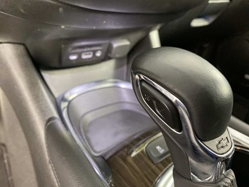 Used 2024 Chevrolet Malibu LT FWD image 24