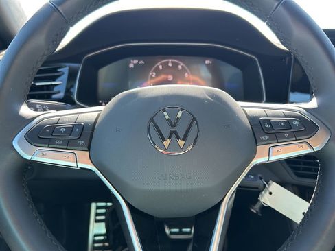 Used 2025 Volkswagen Jetta Sport image 23