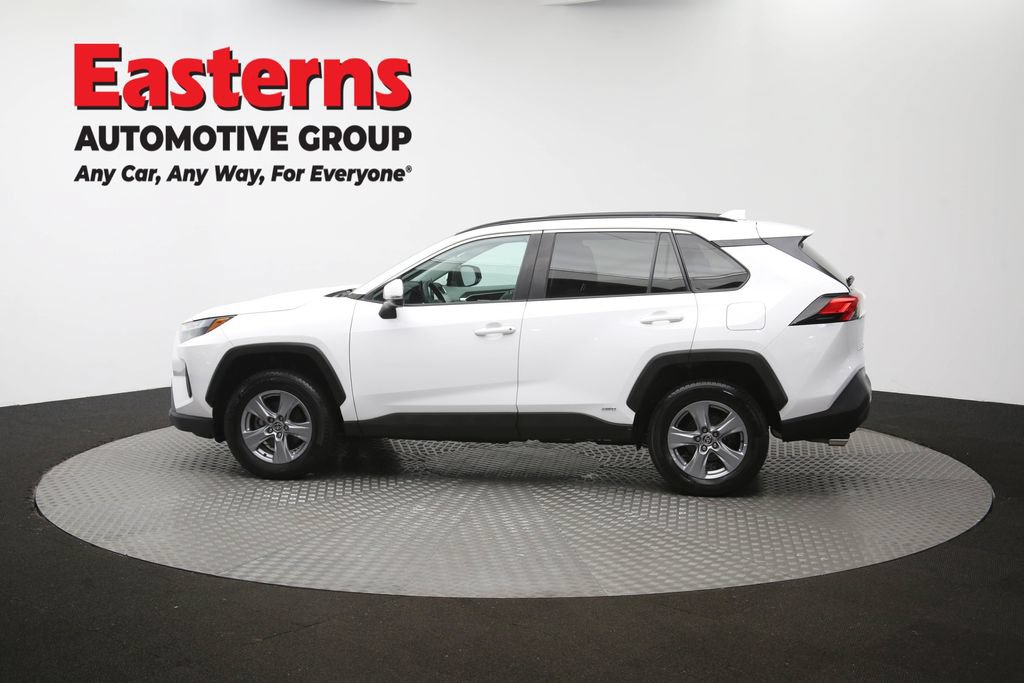 Used 2022 Toyota RAV4 XLE AWD/4WD image 61