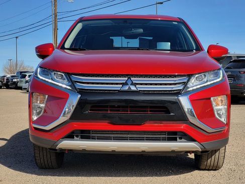 Used 2018 Mitsubishi Eclipse Cross SE image 2