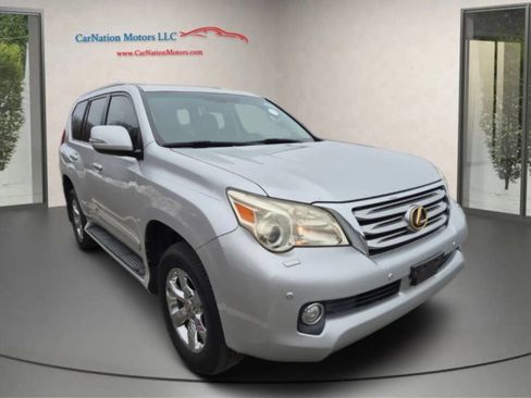 Used 2011 Lexus GX 460 Premium image 3