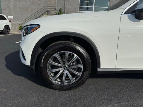 Used 2026 Mercedes-Benz GLC 300 4MATIC image 9