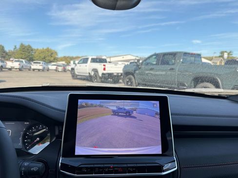 New 2026 Jeep Compass Trailhawk image 30