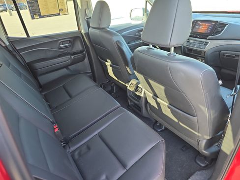 Used 2023 Honda Ridgeline RTL image 11