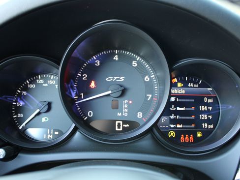 New 2026 Porsche Macan GTS image 16