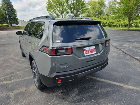 New 2026 Jeep Cherokee Laredo AWD/4WD image 3