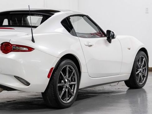 Used 2018 MAZDA MX-5 Miata RF Grand Touring RWD image 13