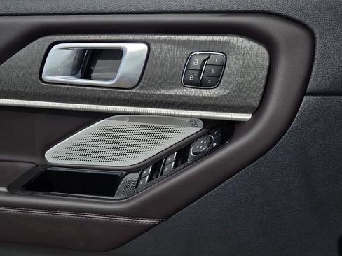 New 2026 Ford Explorer Platinum RWD image 16