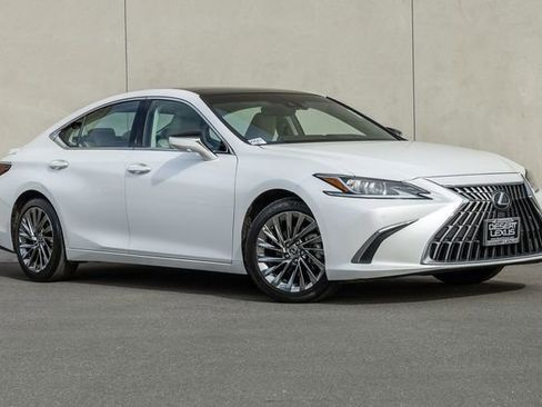 Used 2024 Lexus ES 350 Luxury image 16