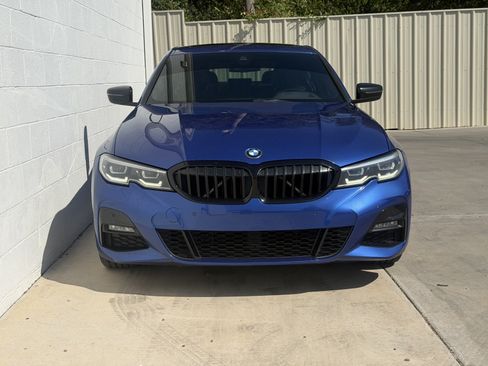 Used 2021 BMW 330i Sedan w/ M Sport Package RWD image 2