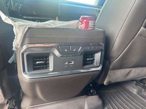 Used 2022 GMC Sierra 1500 Denali AWD/4WD image 14