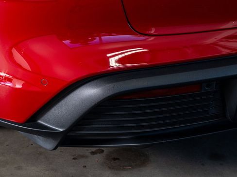 Used 2022 Porsche Taycan 4S image 24