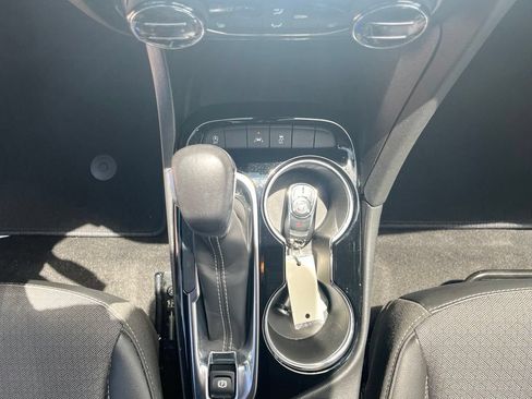 Used 2023 Buick Encore GX Select FWD image 25
