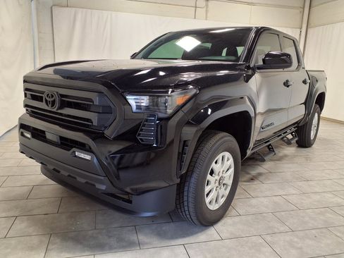 New 2026 Toyota Tacoma SR5 AWD/4WD image 3