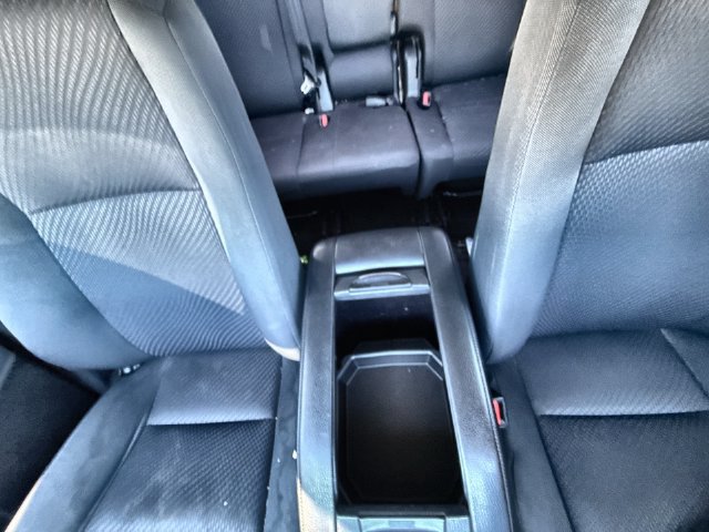 Used 2019 Toyota Highlander LE FWD image 20