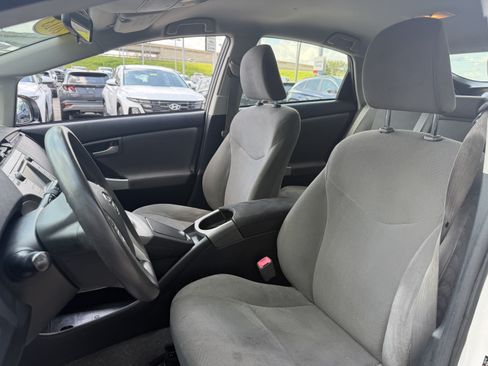 Used 2013 Toyota Prius Two FWD image 29