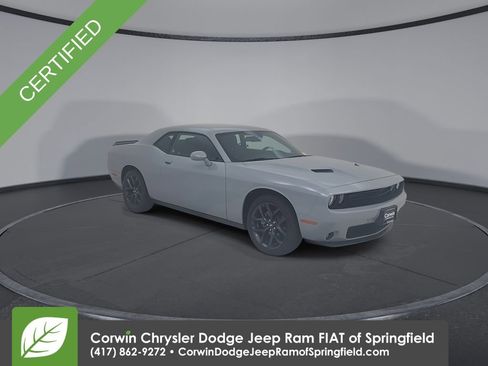 Used 2022 Dodge Challenger SXT w/ Blacktop Package image 4