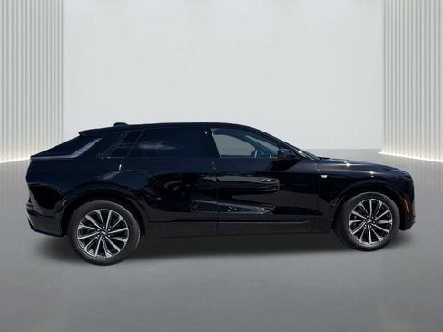 New 2026 Cadillac Lyriq Sport AWD/4WD image 4