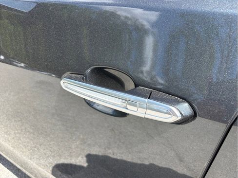 Used 2016 Cadillac CTS V w/ Luxury Package image 19