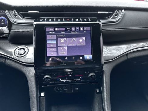 Used 2021 Jeep Grand Cherokee L Laredo image 6