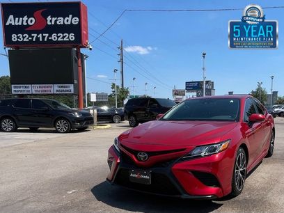 Used 2020 Toyota Camry SE w/ Convenience Package