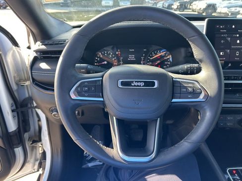 Certified 2023 Jeep Compass Altitude w/ Convenience Group image 15