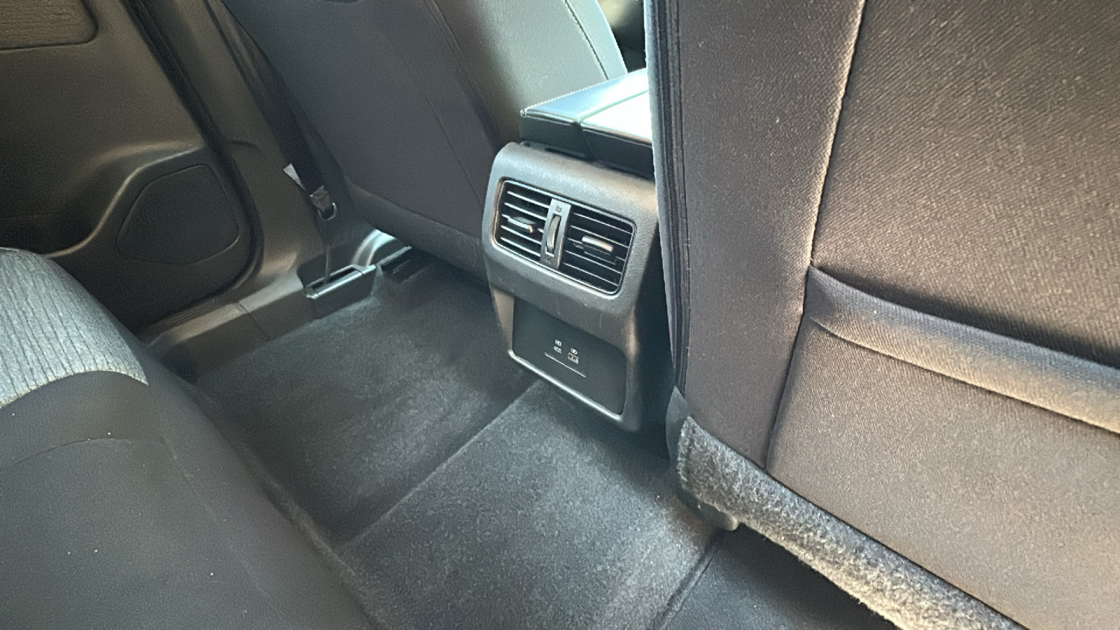 Certified 2023 Nissan Rogue SV AWD/4WD image 24
