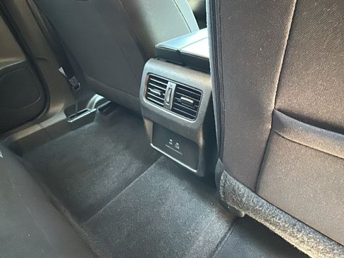 Certified 2023 Nissan Rogue SV AWD/4WD image 24