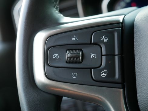 Used 2023 Chevrolet Silverado 1500 LT AWD/4WD image 28